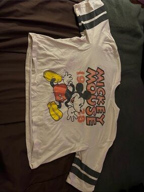 Disney Mickey Mouse Graphic Tee